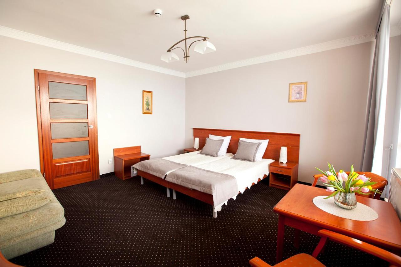 Hotel Wodnik Twoj Hotel Z Widokiem Na Morze ウストロニエ・モルスキエ エクステリア 写真