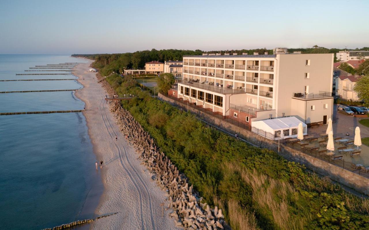 Hotel Wodnik Twoj Hotel Z Widokiem Na Morze ウストロニエ・モルスキエ エクステリア 写真