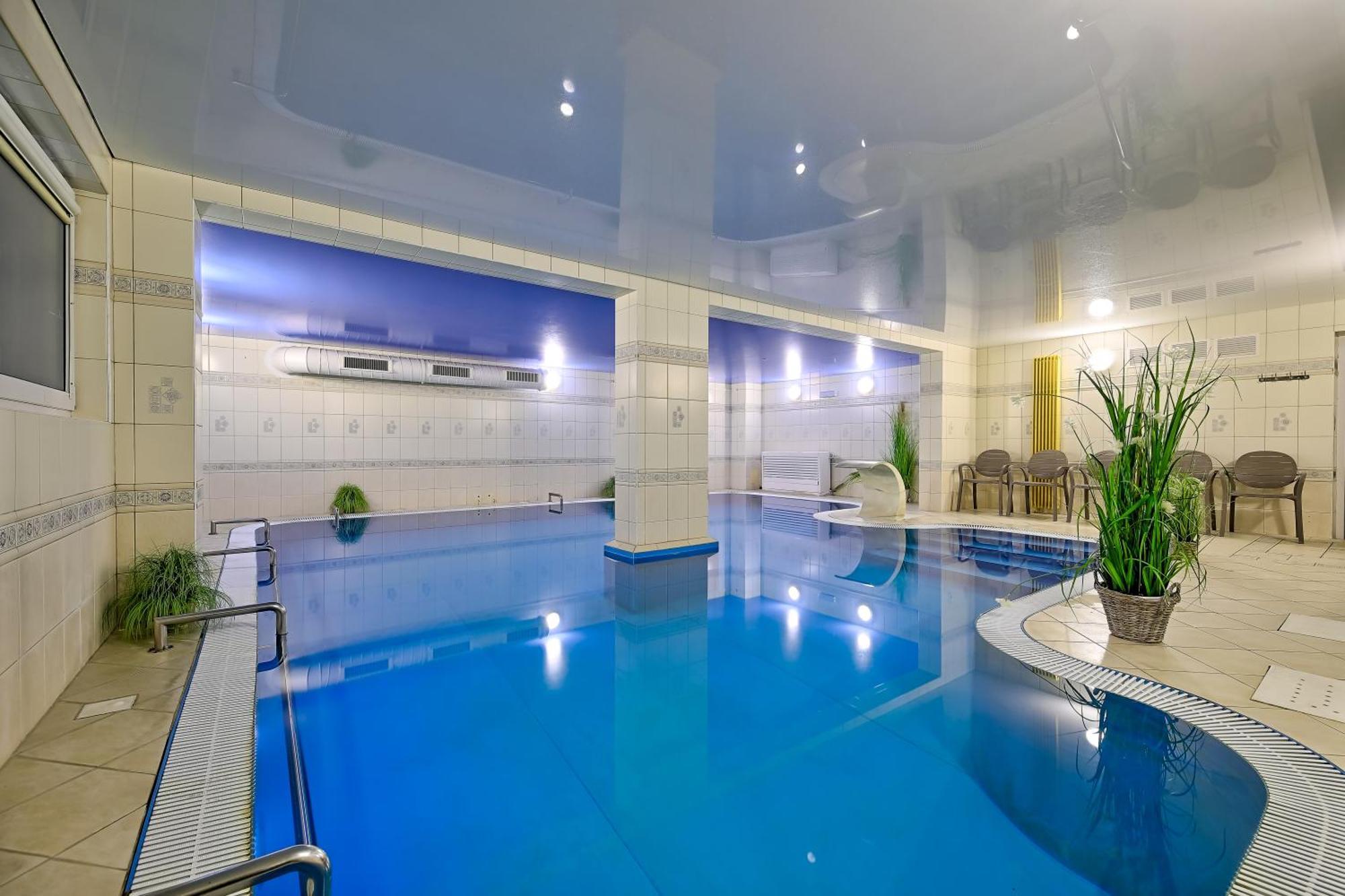Hotel Wodnik Twoj Hotel Z Widokiem Na Morze ウストロニエ・モルスキエ エクステリア 写真